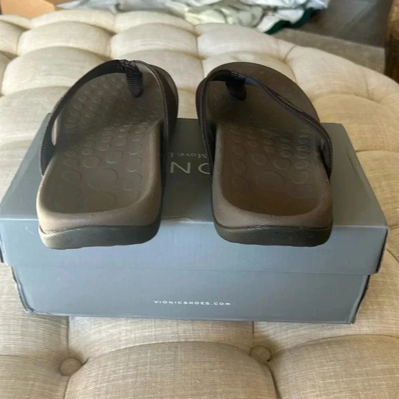 Vionic 44 Wave Orthotic Brown Thong Sandals 7 - Picture 4 of 7